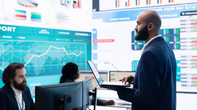 How Are Predictive Analytics and Machine Learning Related