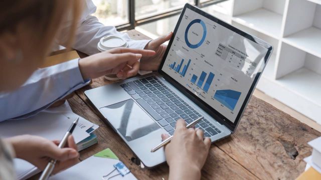 Which Type of Question Does Diagnostic Analytics Address?