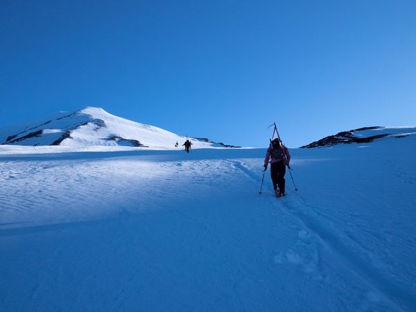 A Dummies Guide to Skiing the Southwest Chutes on Mt. Adams