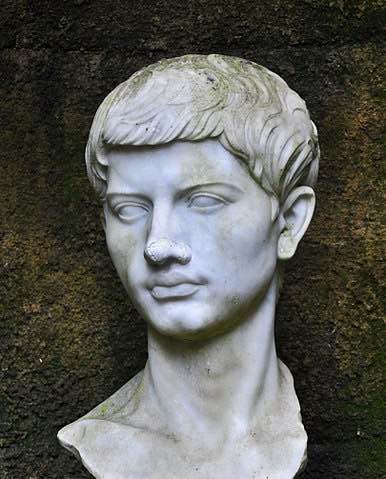 Busto del poeta romano Virgilio en el parque Virgiliano de Nápoles. Vía Wikimedia Commons