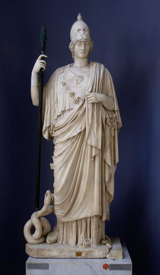 Atenea Giustiniani. Estatua de la diosa Atenea, encontrada en el templo de Minerva Medica perfectamente preservada y que se cree es una copia del la estatua realizada por Fidias.