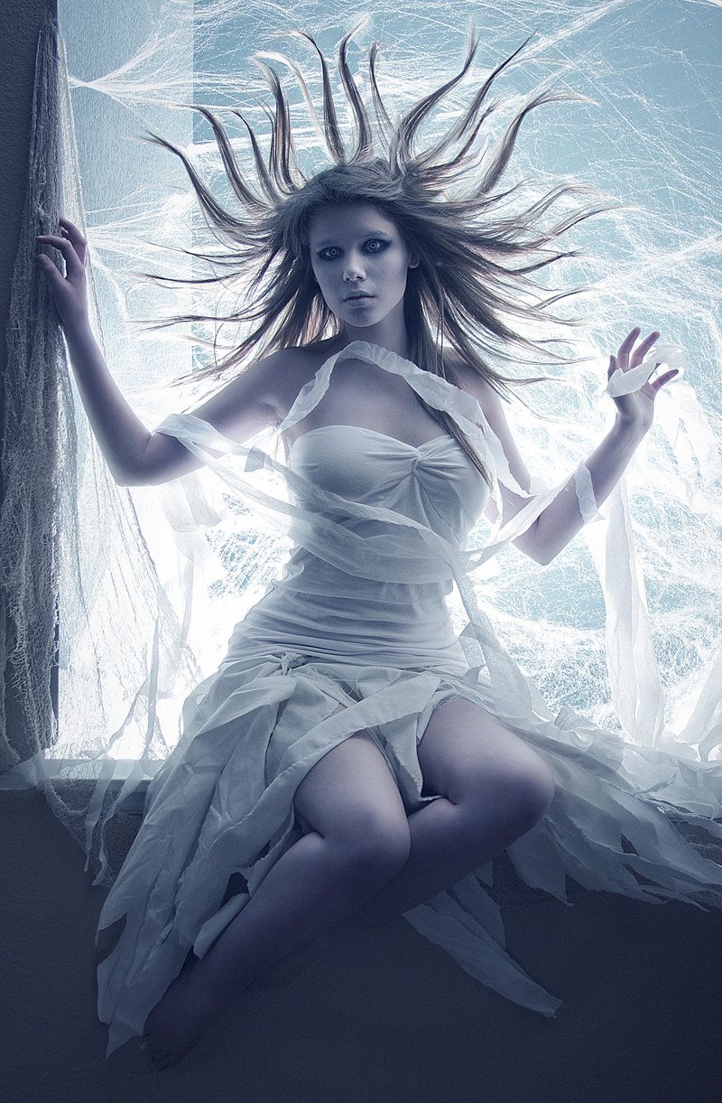 Retrato de una banshee según la concepción de Michelle Monique.