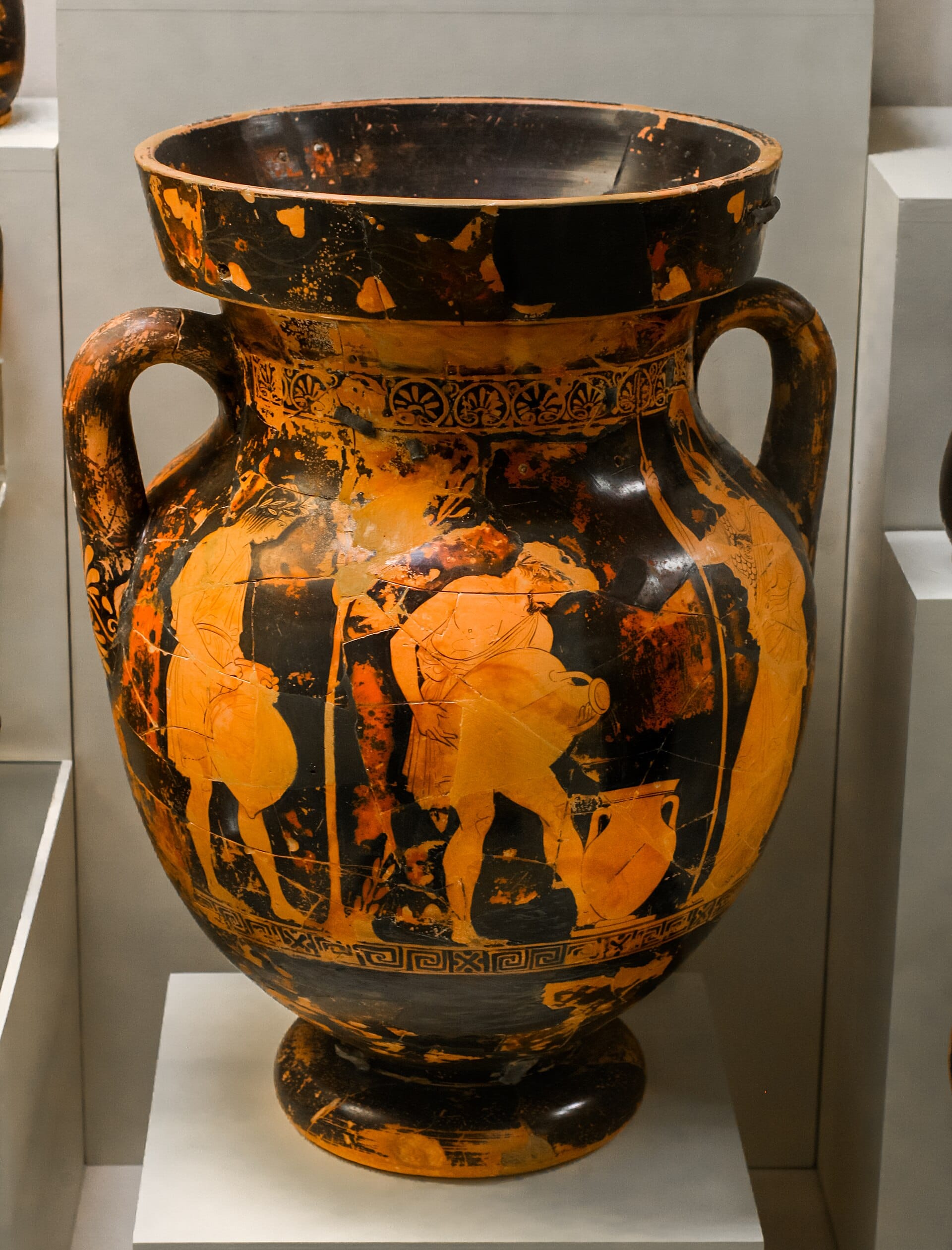 Perséfone con Hades y Deméter, Pintor Dinos, siglo V a.C.