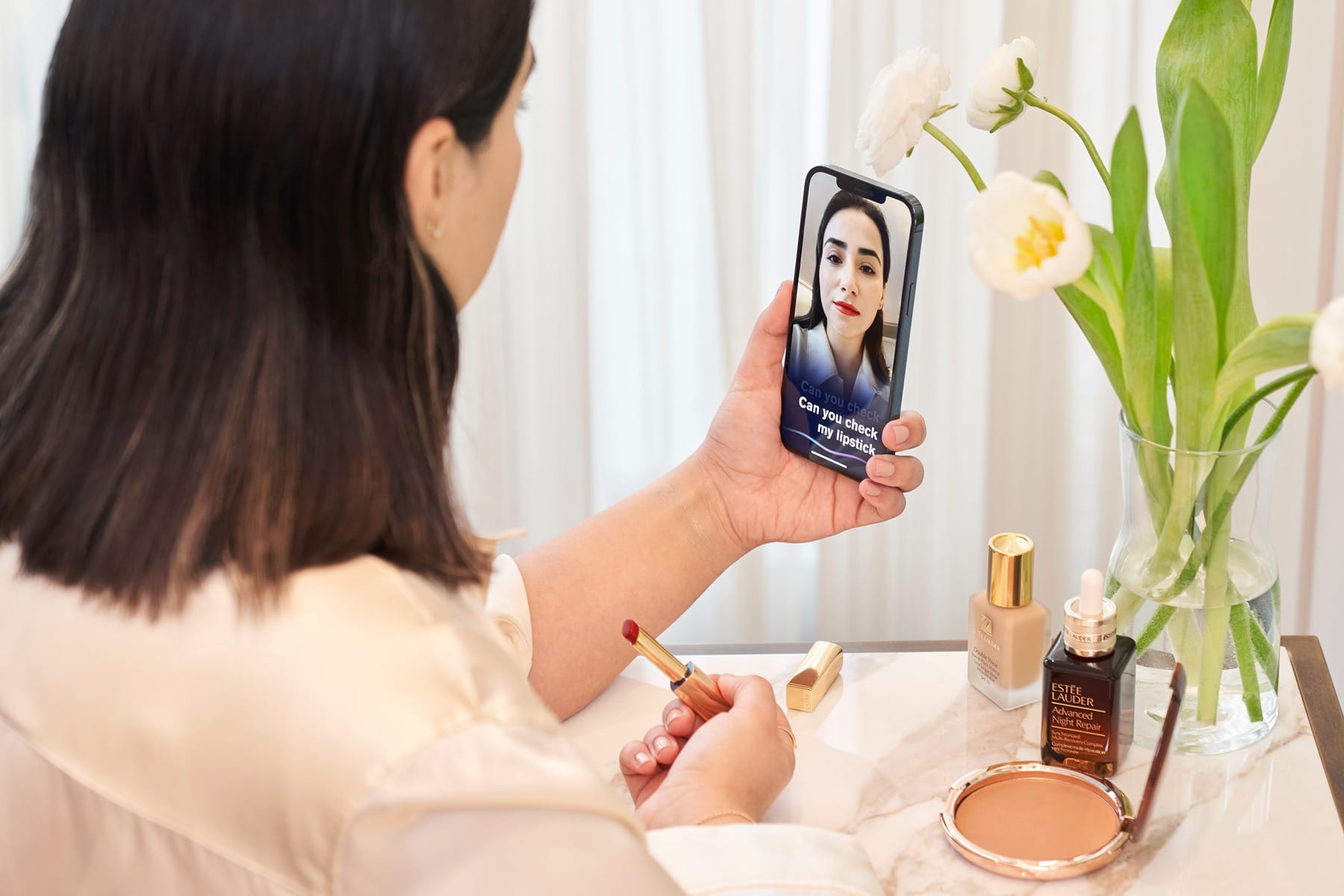 Estée Lauder applies AI, AR for cosmetics accessibility | CIO