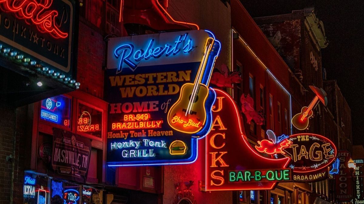 Tennessee Tops New Ranking Of Best States For Family Road Trips In 2026