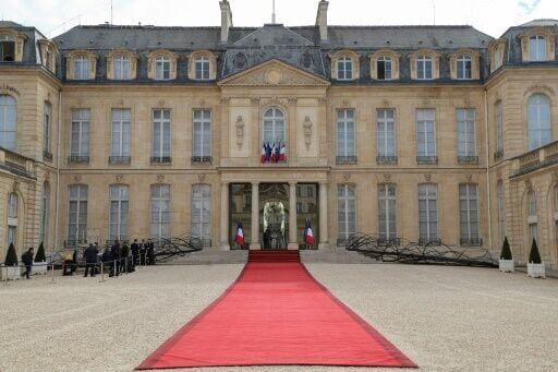 The butler did it: Elysee worker sentenced for stealing presidential porcelain