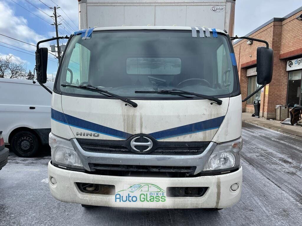 Dixie Auto Glass Expands Fleet Auto Glass Service in Mississauga