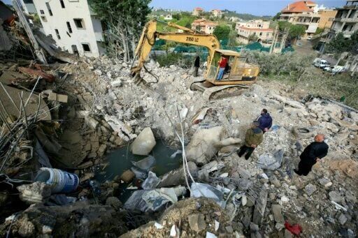 Israel renews Lebanon strikes, forces Syria border crossing closed