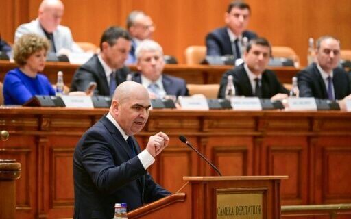 Romania's pro-European PM ousted in no confidence vote