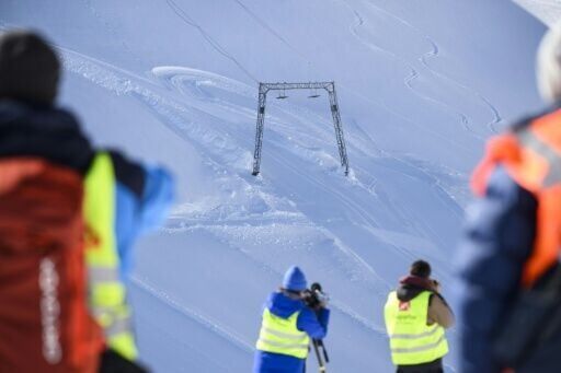 Vanishing glacier on Germany's highest peak prompts ski lift demolition