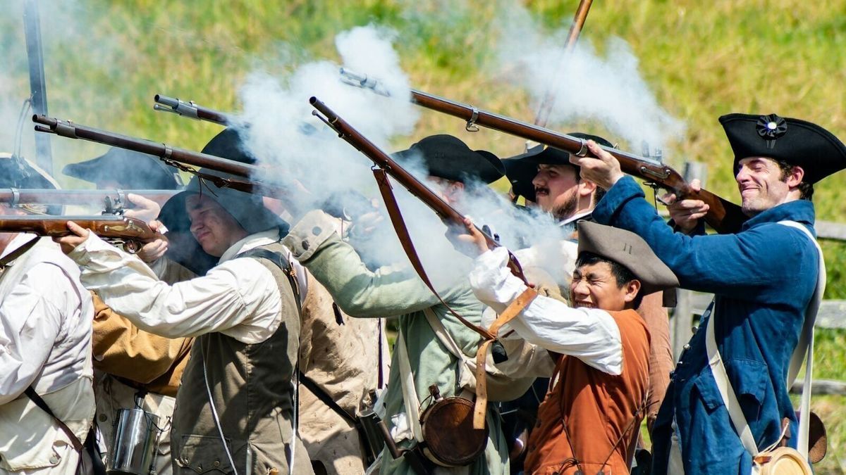 5 Historic Towns Bringing the Revolution to Life During This Patriots' Day Weekend