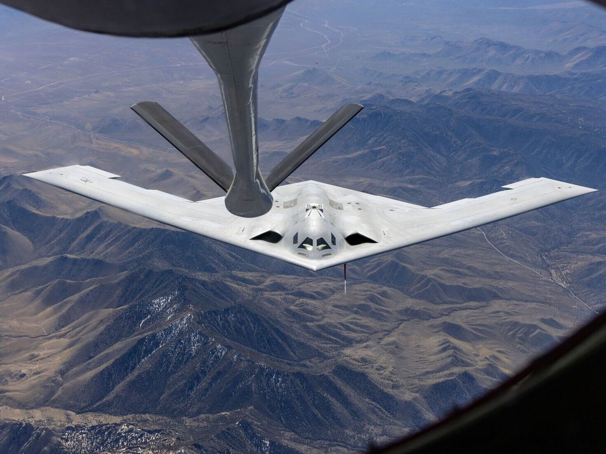 First photos show B-21 Raider stealth bomber refueling midair