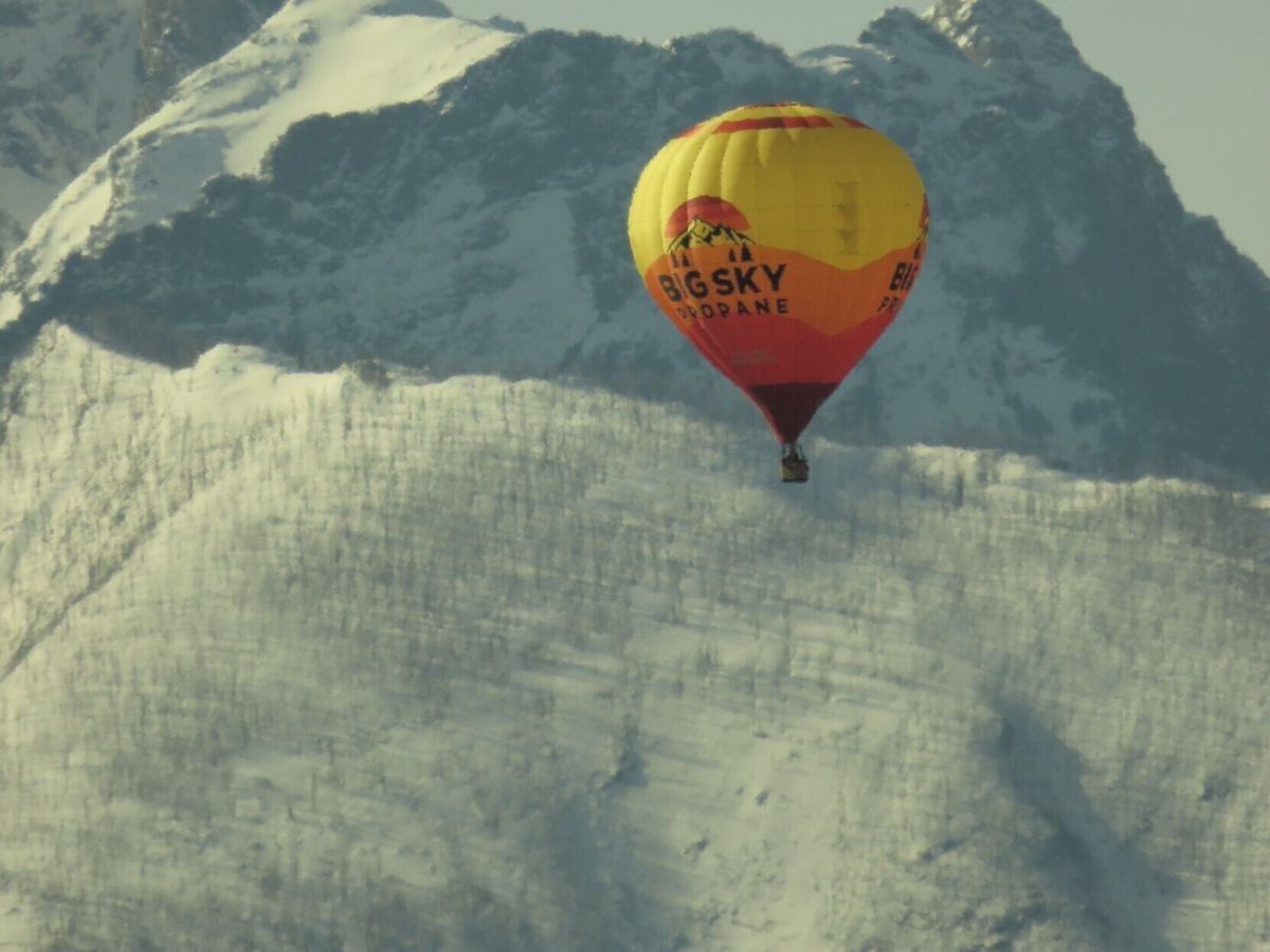 Through the Wine Glass: Bozeman-based hot air balloonist makes speedy flight over Livingston