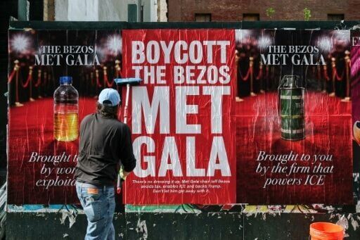 Anti-Bezos campaign urges Met Gala boycott in New York