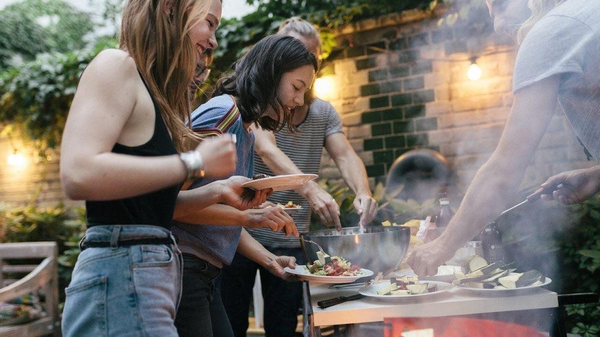 5 must-haves for a successful cookout