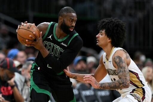 Hawks clinch NBA playoff berth with win over Cavs