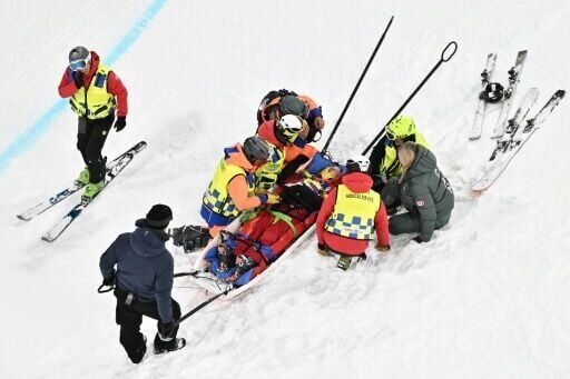 Former Olympic champion Sharpe suffers heavy halfpipe crash