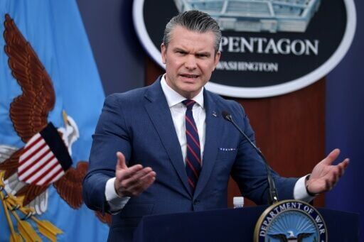 Pentagon limits info, clashes with press over Iran