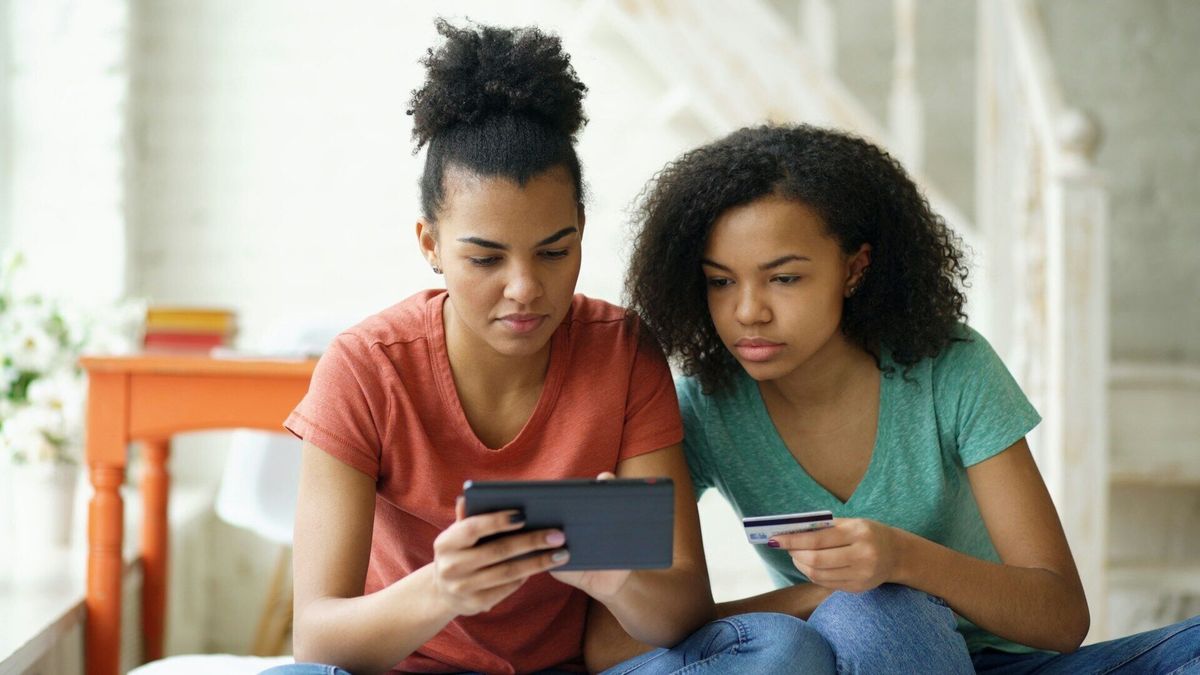 Parents speeding up money milestones for teens