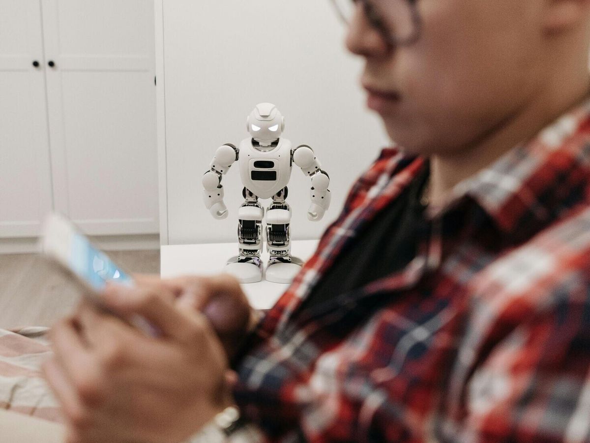 Why majority of office workers say ‘please’ to AI