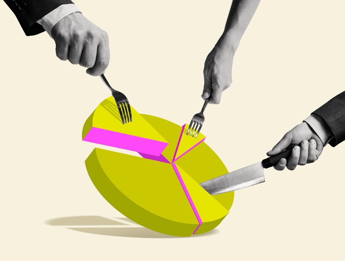 ‘K-Shaped’ Economy Is Giving Way to an ‘E-Shaped’ Divide