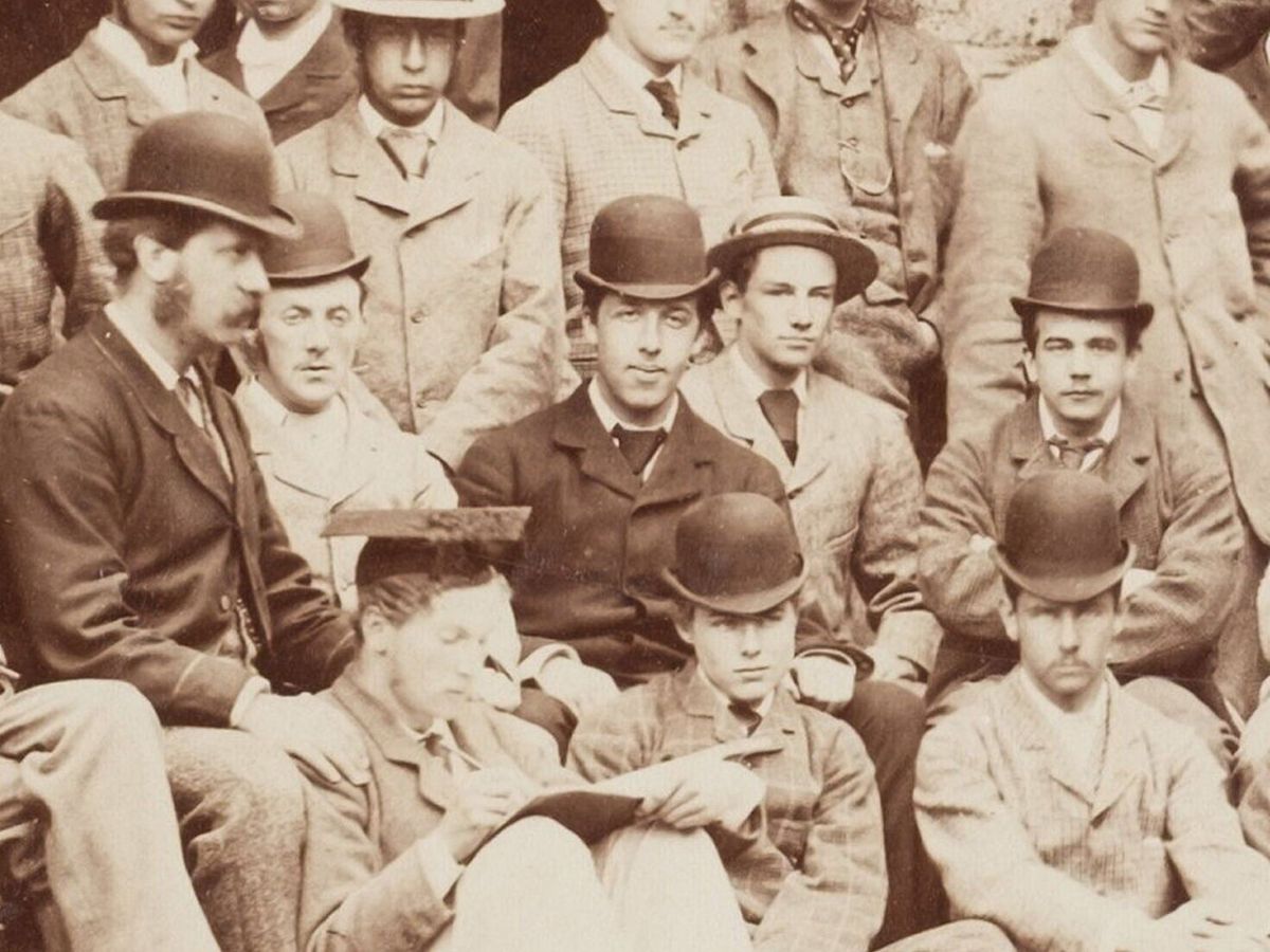 Previously unseen photo of Oscar Wilde as Oxford student unearthed