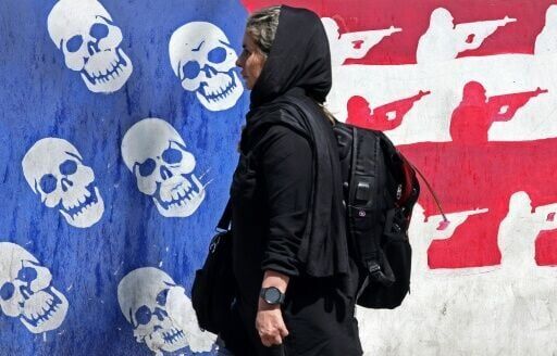 Iran murals project defiance in war with US
