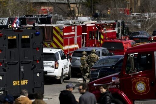 Assailant dead after ramming vehicle into Michigan synagogue