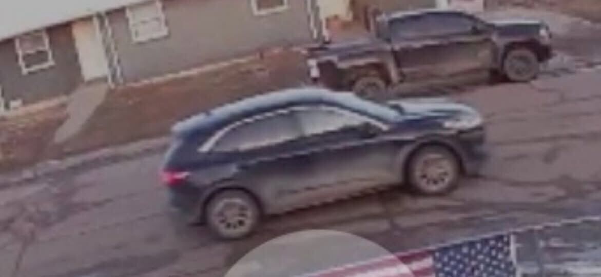 Dark-colored Ford Escape sought in attempted abduction in Poplar area