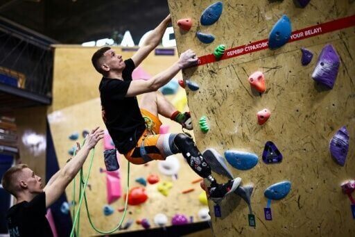 'It's adrenaline': Ukraine amputee veterans climb for recovery