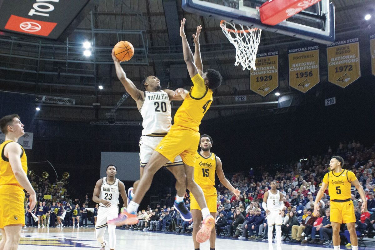 Men’s basketball looks past recent poor performance