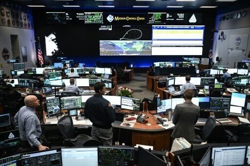 Artemis mission shares office space -- and physics -- with Apollo
