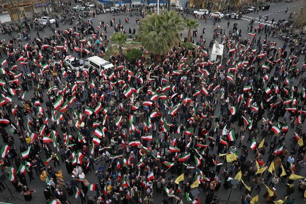 Massive US attacks on Iran unlikely to produce regime change in Tehran