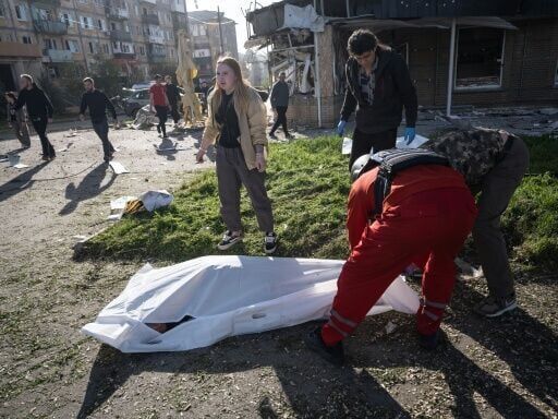Russia warns diplomats in Kyiv to evacuate in case of strike