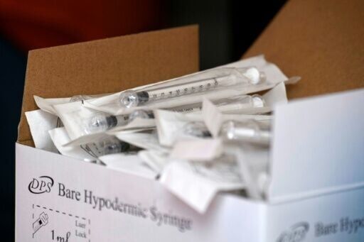 S. Korea probes syringe hoarding as war hits plastic makers
