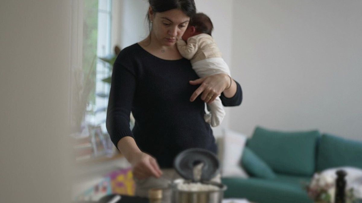 Postpartum hormone changes and baby blues: Why you’re feeling the way you’re feeling