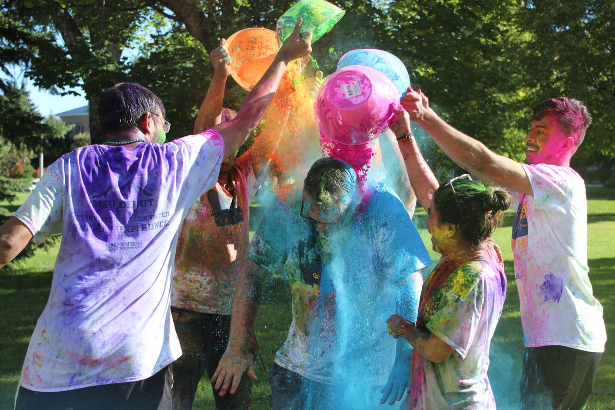 Indian Student Association hosts Holī festival