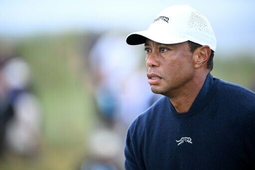 Tiger Woods arrested, charged with DUI after Florida crash