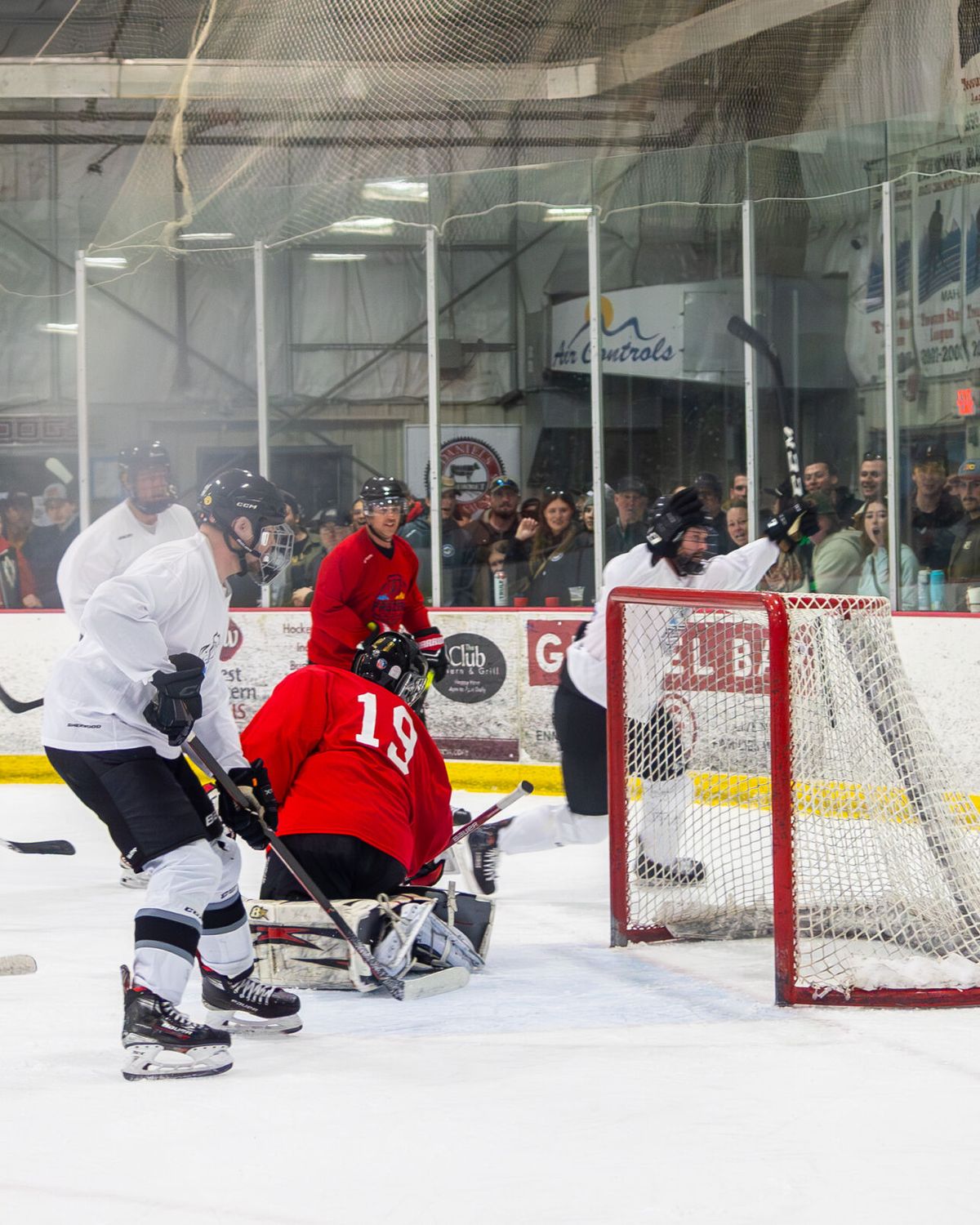Bozeman’s bravest hit the ice in annual Frozen Frontline faceoff