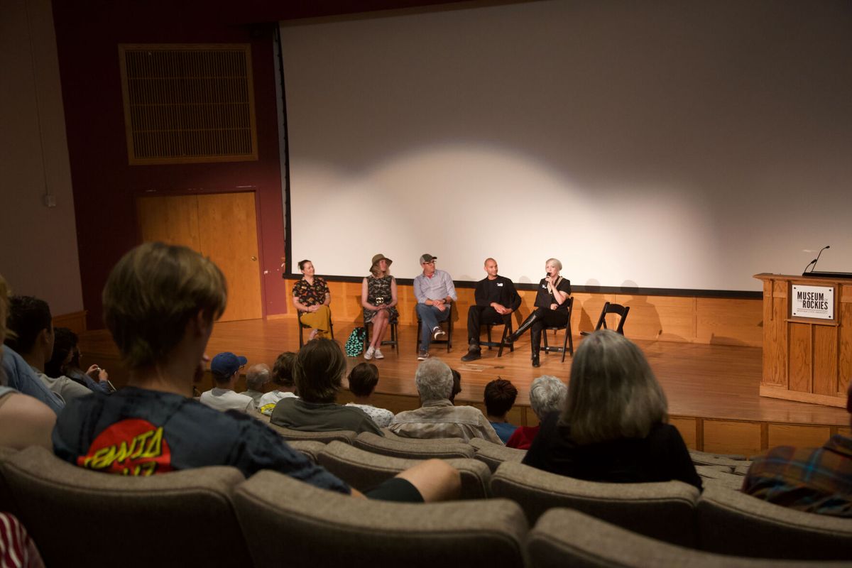 “WHY DINOSAURS?” spurs on the next generation of scientists