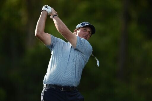 Mickelson pulls out of PGA Championship for family issues