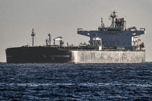US extends sanctions waiver on purchases of Russian oil