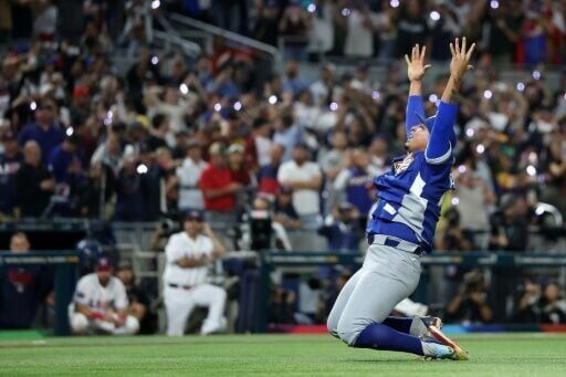 Venezuela stun USA to win politically charged World Baseball crown