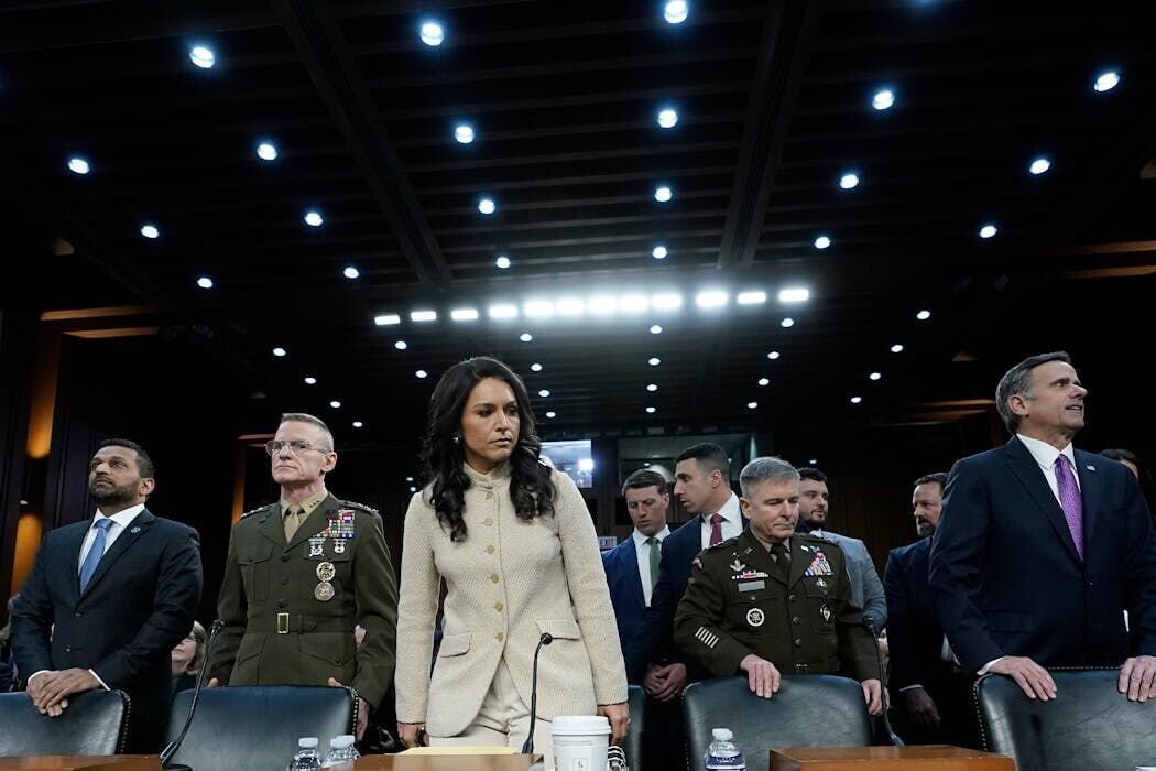 How the National Security Council typically functions to plan and fully assess risks when presidents consider going to war
