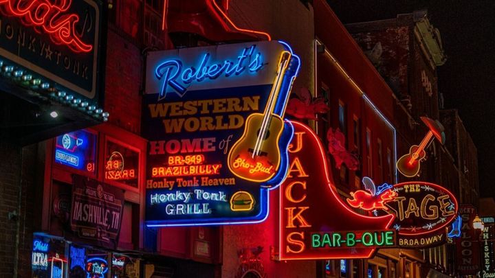 Tennessee Tops New Ranking Of Best States For Family Road Trips In 2026