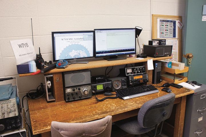 Amateur Radio club tunes in to chess tournament