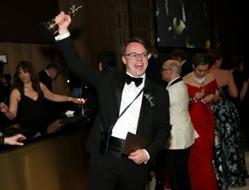 Lufthansa apologises for lost Oscar after US airport security row