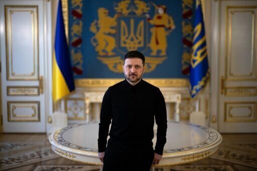Zelensky tells AFP that Ukraine is not losing the war