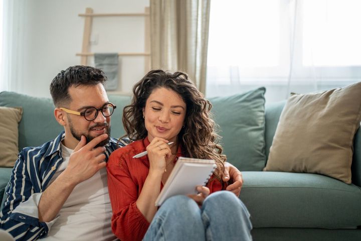 Asked on Reddit: Should I Pay Off My Mortgage or Pad Savings?