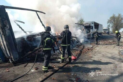 Kyiv hits Russian oil sites as eight killed in both countries